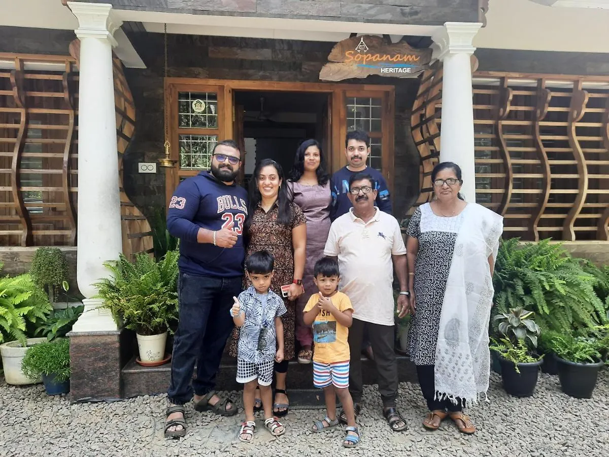 Homestay Sopanam Heritage Thekkady
